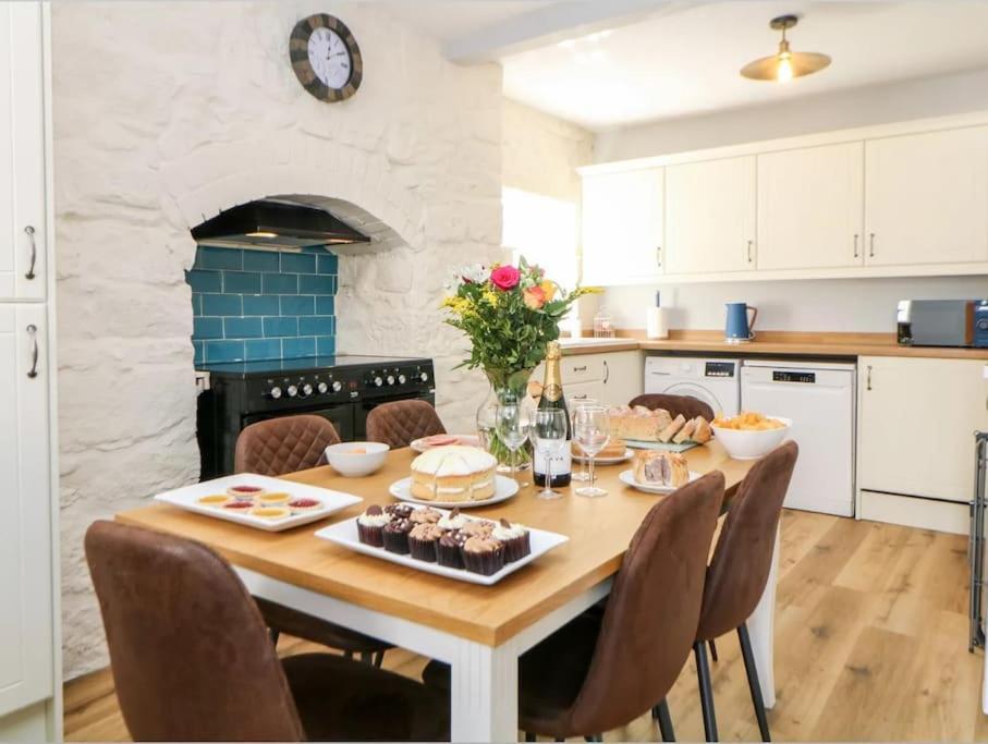 Babbling Brook Cottage Stony Middleton Экстерьер фото